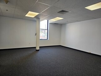 Plus de détails pour 484 Main St, Middletown, CT - Bureau à louer