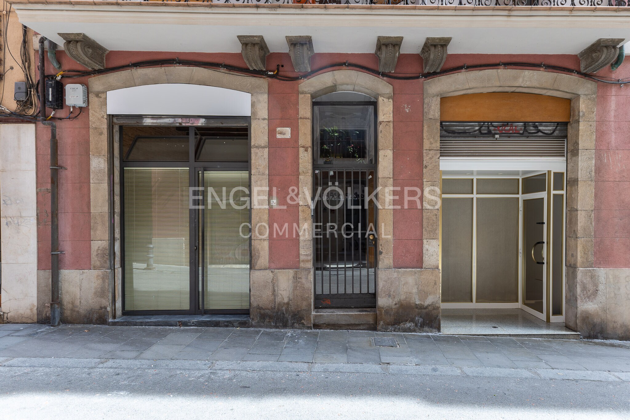 Commerce de détail dans Barcelone, Barcelona à louer Photo du bâtiment- Image 1 de 5