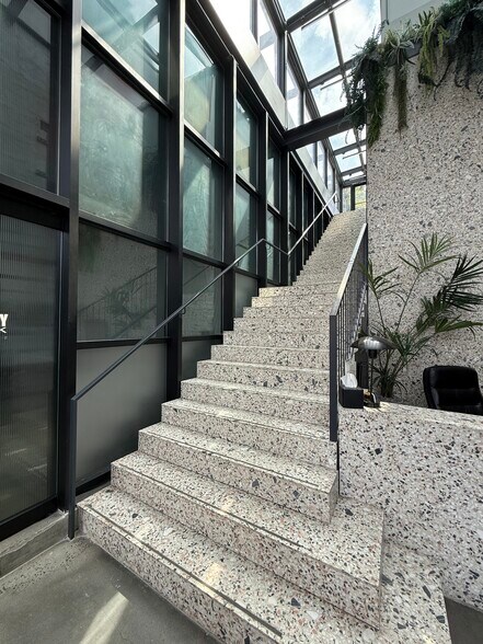 845 Broadway, Brooklyn, NY à louer - Photo du bâtiment - Image 3 de 16