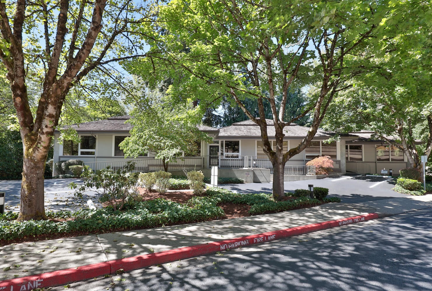 300 NE Gilman Blvd, Issaquah, WA for sale Building Photo- Image 1 of 9