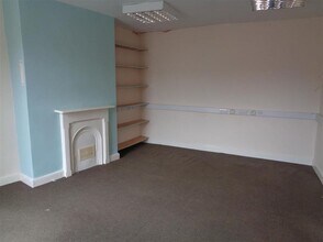 1 Chantry Wynd, Richmond à louer Photo intérieure- Image 2 de 3