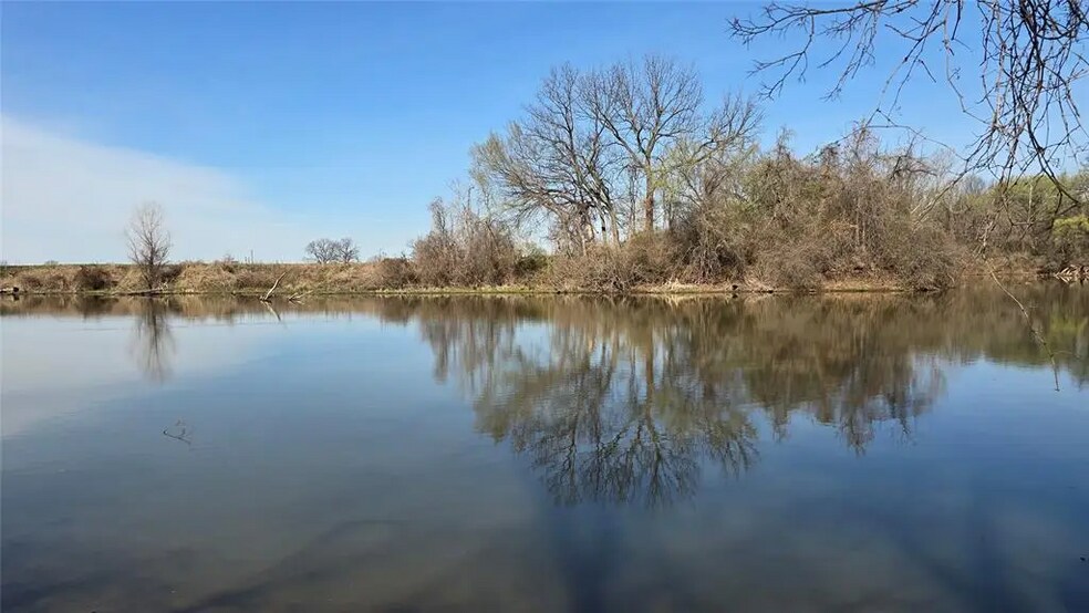 1452 E River Rd, Fort Gibson, OK à vendre - Photo du bâtiment - Image 2 de 16