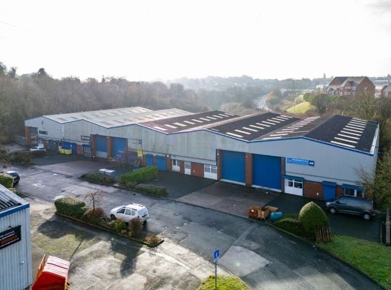 Pedmore Rd, Brierley Hill à louer - Photo du bâtiment - Image 3 de 13