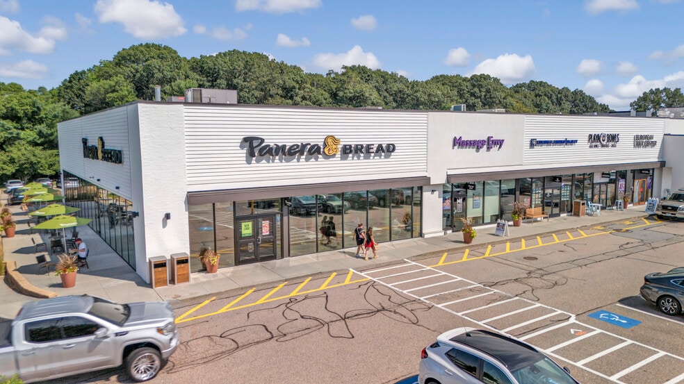 1000 Division St, East Greenwich, RI for lease - Building Photo - Image 3 of 9