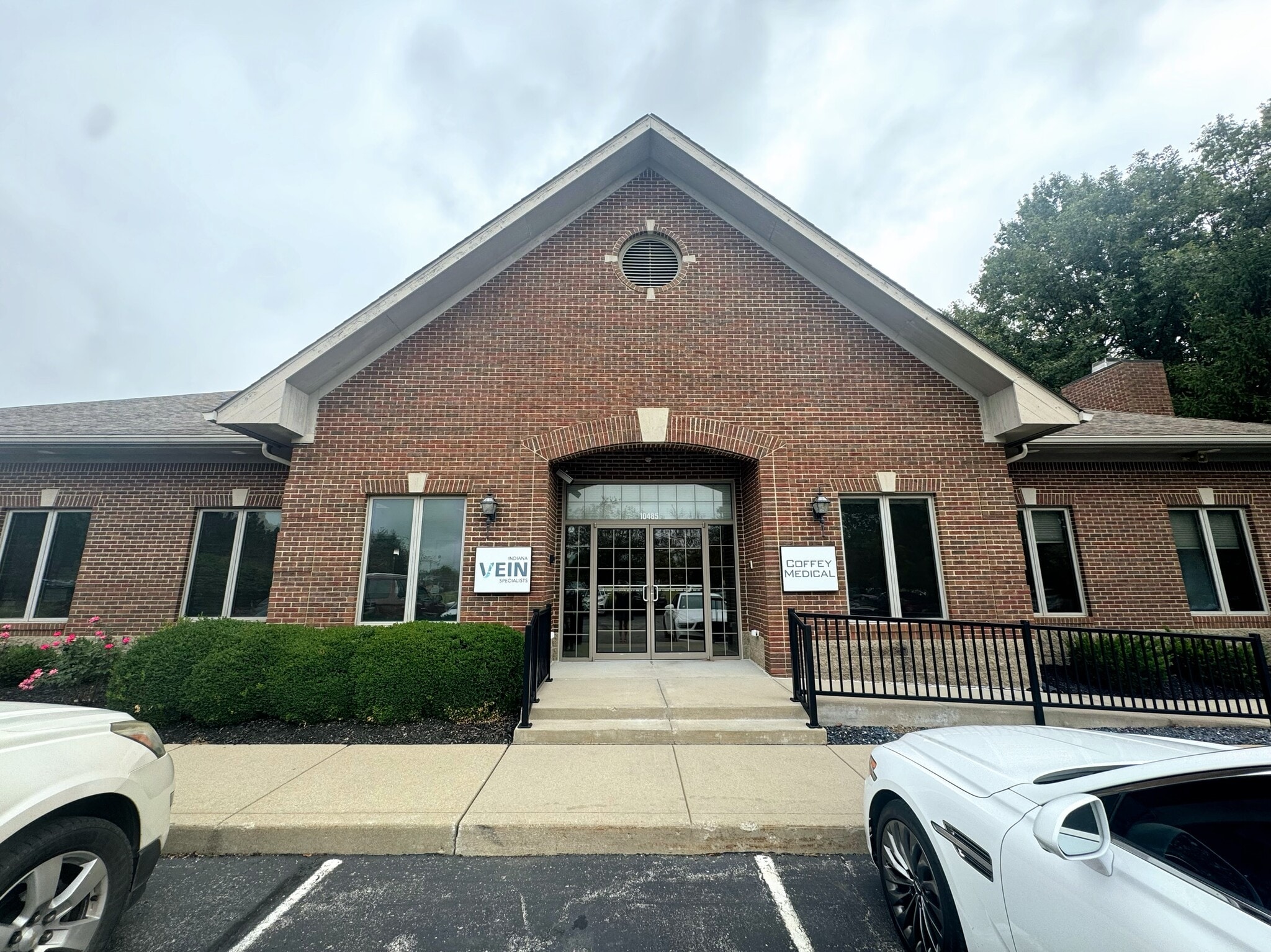 10485 W Commerce Dr, Carmel, IN for lease Building Photo- Image 1 of 9