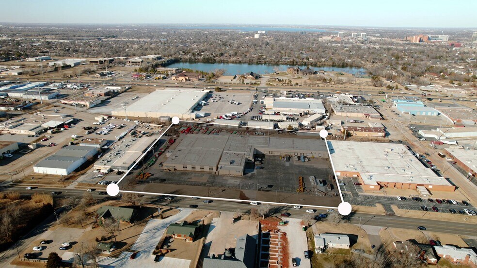 3949 NW 36th St, Oklahoma City, OK à vendre - Vidéo sur l’inscription commerciale - Image 2 de 21