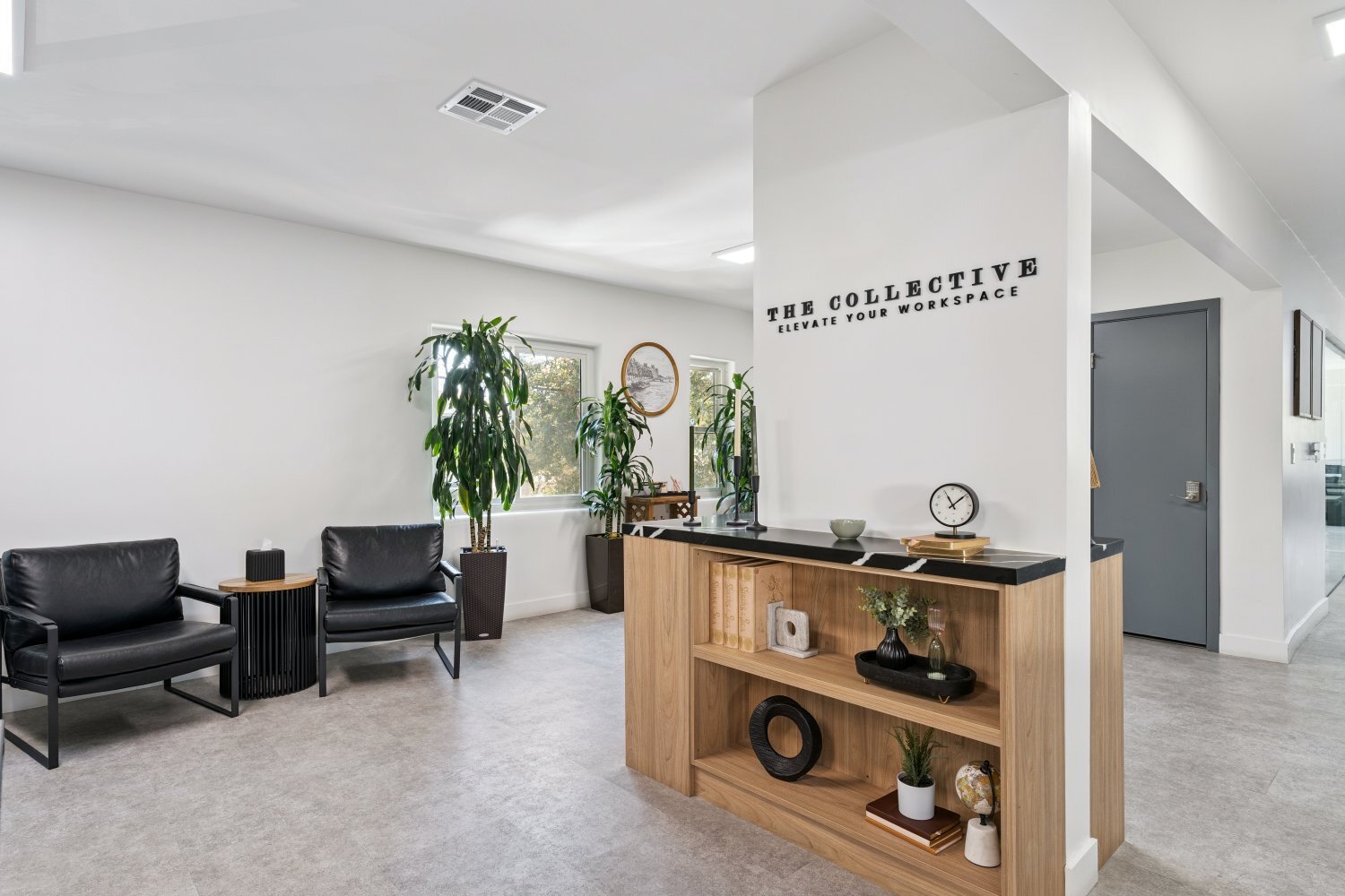 203-215 N Victory Blvd, Burbank, CA for lease Primary Photo- Image 1 of 30