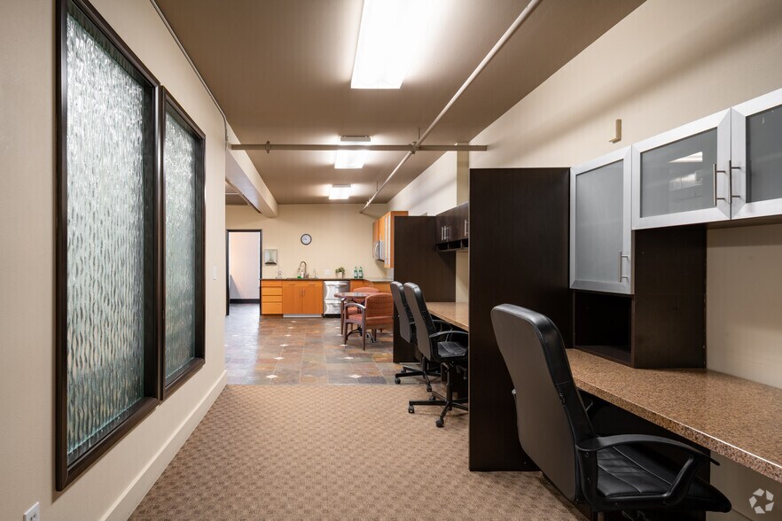 4130 1st Ave S, Seattle, WA à louer - Photo intérieure - Image 3 de 17