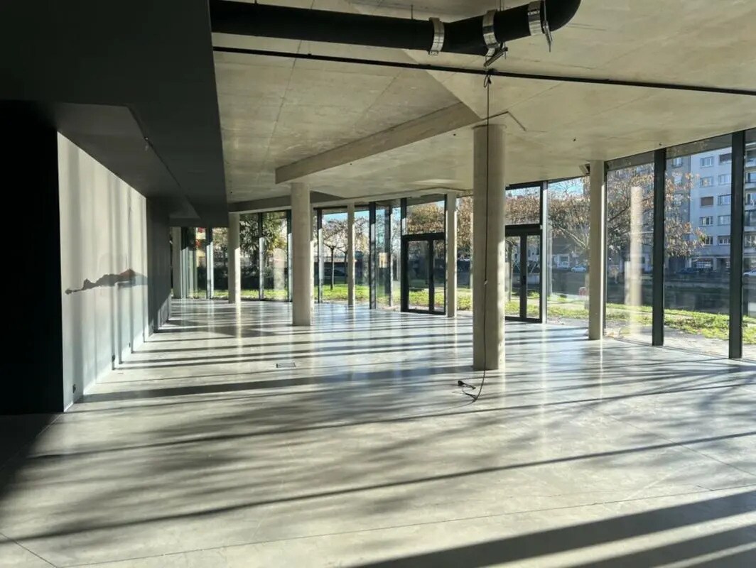 Office in Rennes for lease Building Photo- Image 1 of 8