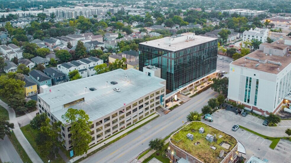 427 W 20th St, Houston, TX à louer - Photo du bâtiment - Image 3 de 15