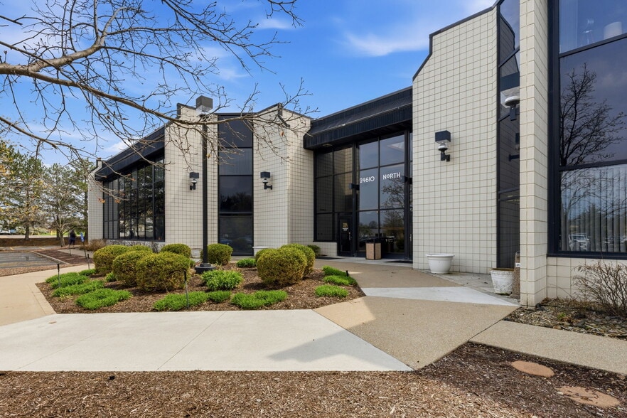 24610 Detroit Rd, Westlake, OH for sale - Building Photo - Image 3 of 6