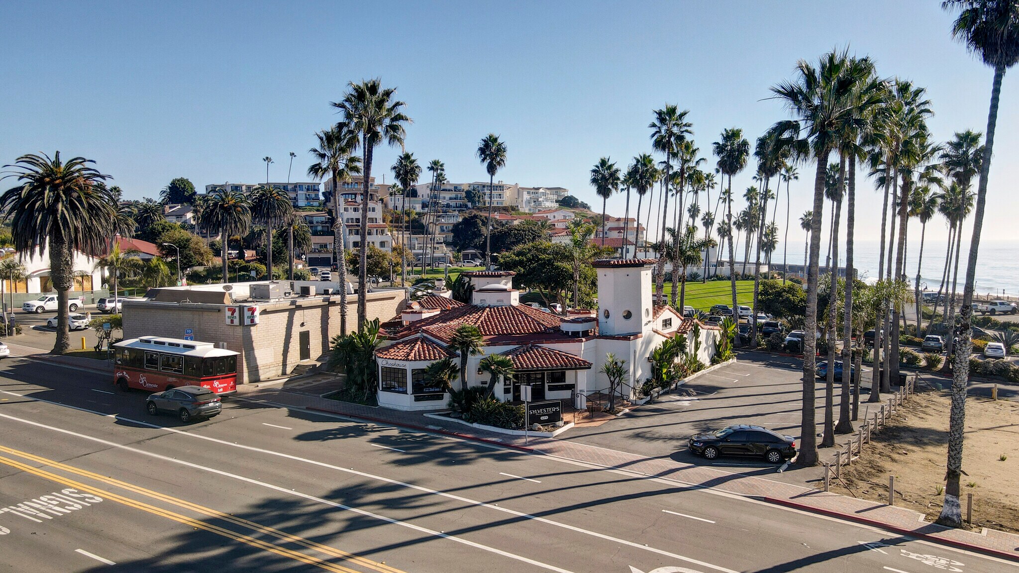 1814 N El Camino Real, San Clemente, CA à vendre Photo du bâtiment- Image 1 de 15