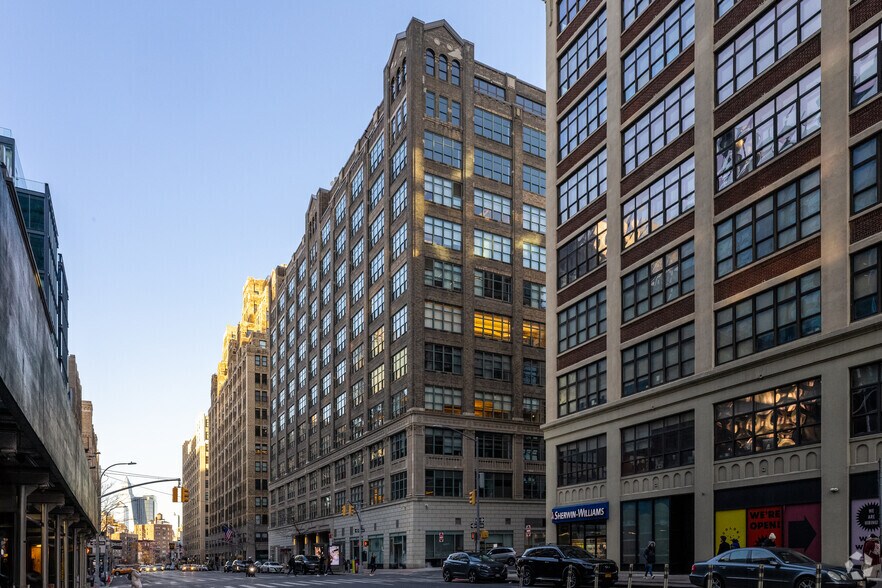 160-170 Varick St, New York, NY à louer - Photo du bâtiment - Image 2 de 7