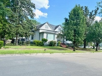 Plus de détails pour 924 Fillmore St, Corinth, MS - Services hôteliers à vendre