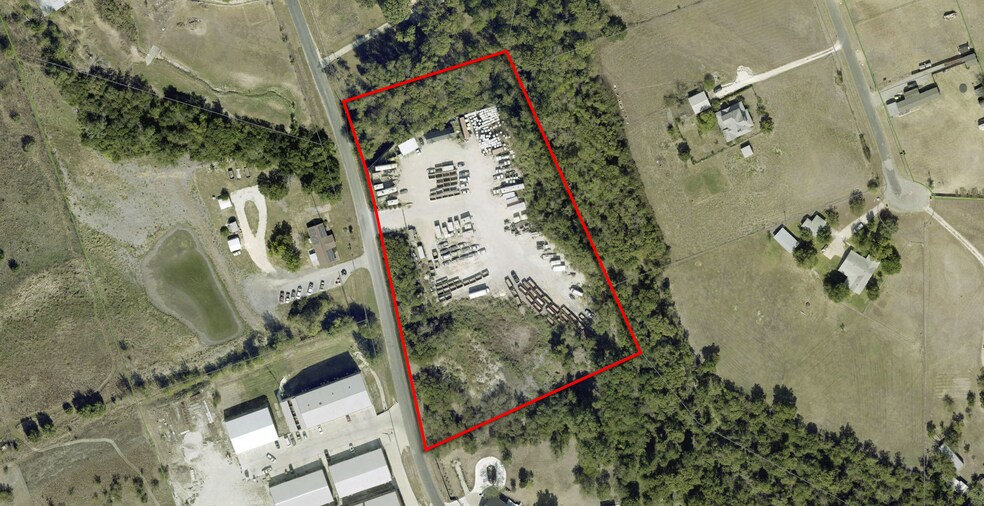 555 Lemens Ave, Hutto, TX à vendre - Aérien - Image 2 de 2