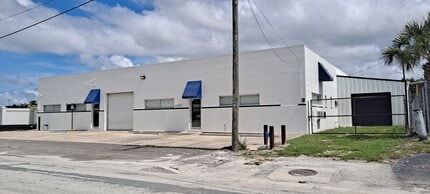 4339 8th Ave S, Saint Petersburg, FL for lease Building Photo- Image 1 of 9