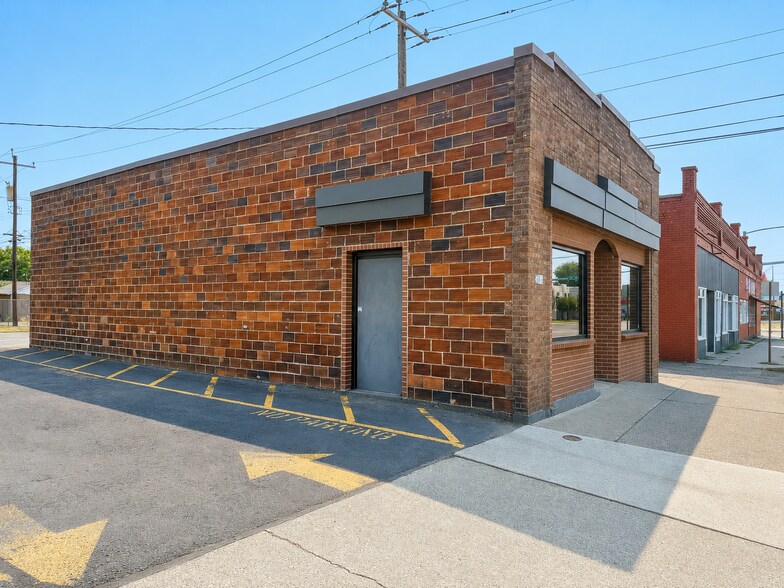 2166 N Hamilton St, Spokane, WA à louer - Photo du bâtiment - Image 2 de 3