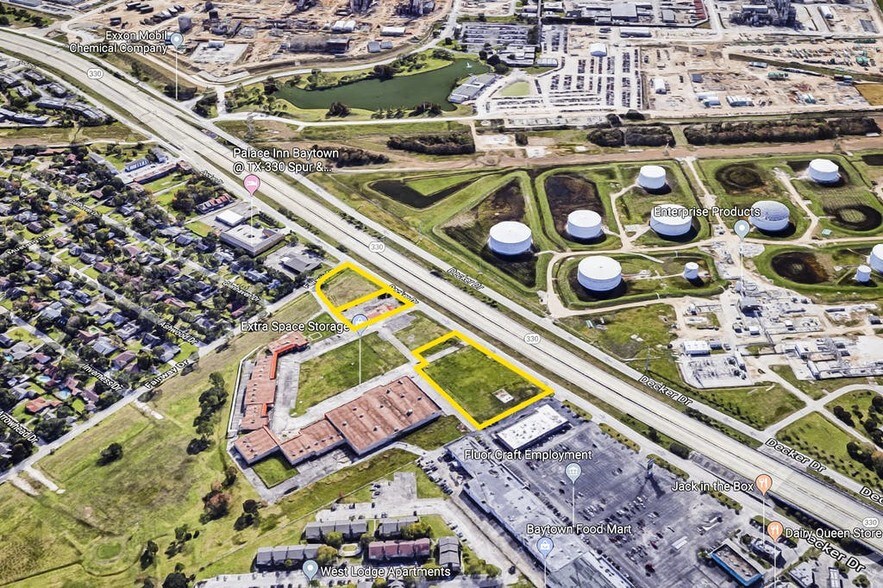 RES 1 West Town Shopping Center PH 2, Decker Dr, Baytown, TX à vendre - Aérien - Image 2 de 9