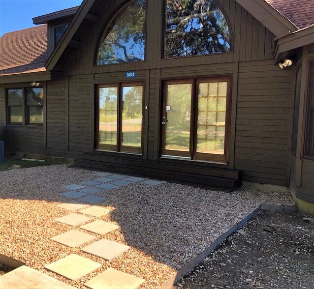 4225 E Highway 290, Dripping Springs, TX for lease - Building Photo - Image 3 of 47