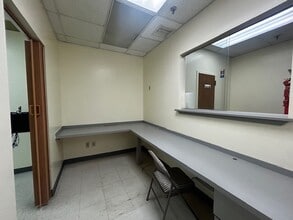 9101 4th Ave, Brooklyn, NY for lease Interior Photo- Image 2 of 8