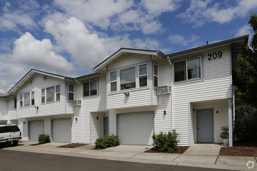 317 N 30th St, Springfield, OR for sale - Primary Photo - Image 1 of 1