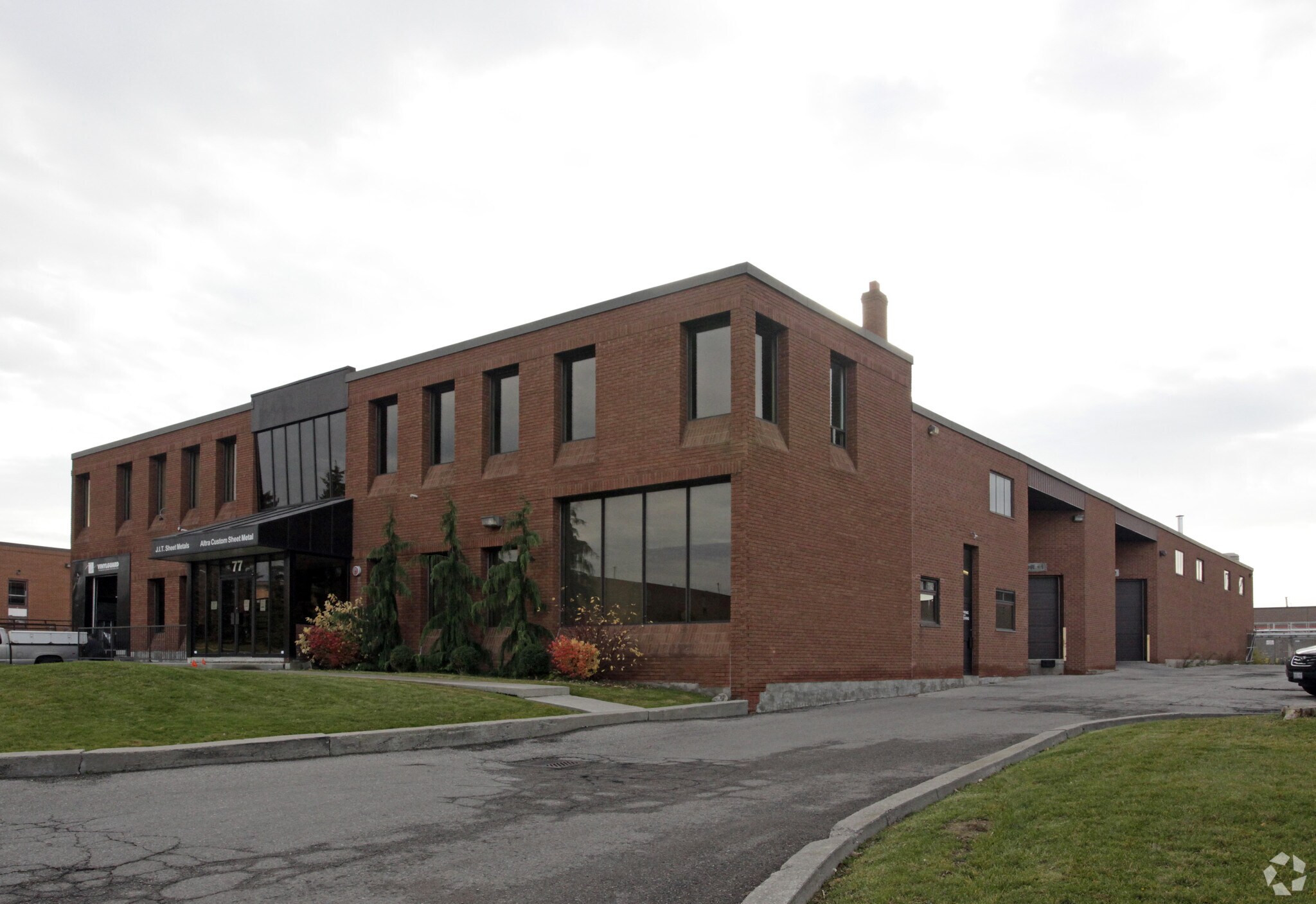 77 Deerhide Cres, Toronto, ON for sale Primary Photo- Image 1 of 1