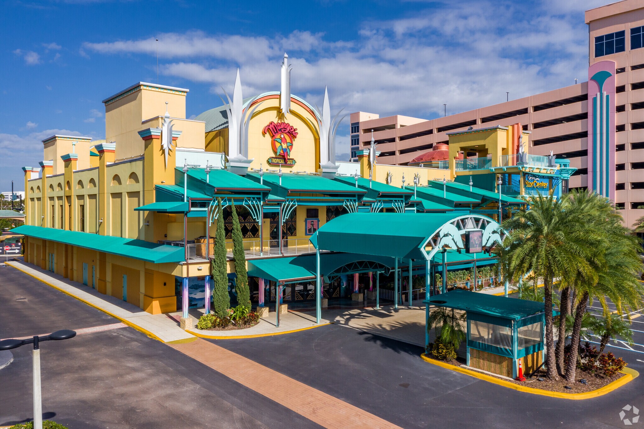 8102 International Dr, Orlando, FL for lease Building Photo- Image 1 of 5