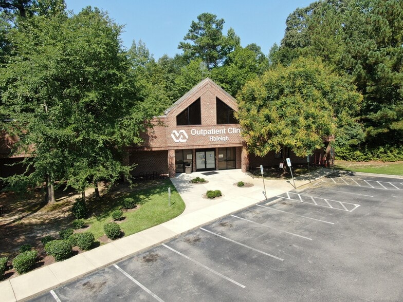 3305 Sungate Blvd, Raleigh, NC for sale - Building Photo - Image 1 of 10