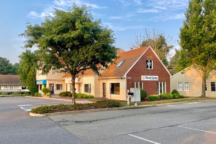 185-207 Rockland St, Hanover, MA à louer - Photo du bâtiment - Image 1 de 5