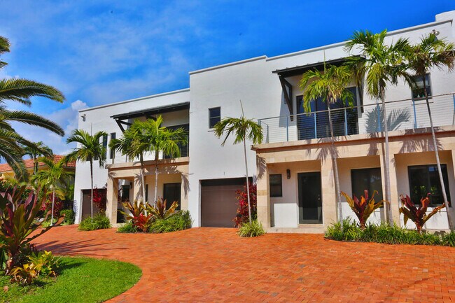 More details for 1121 Bel Air Dr, Highland Beach, FL - Multifamily for Sale