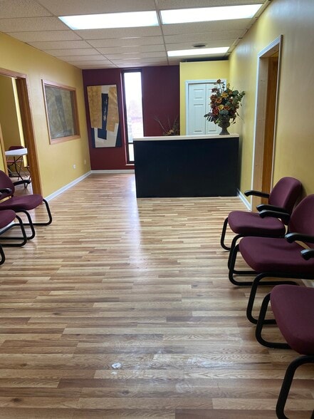 18350 Kedzie Ave, Homewood, IL for lease - Building Photo - Image 3 of 14