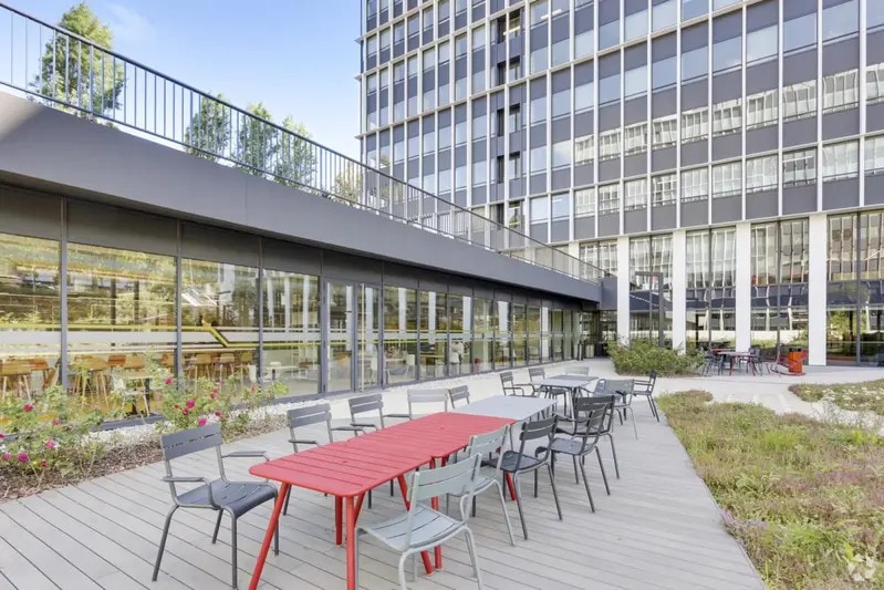 11 Avenue Dubonnet, Courbevoie for lease Building Photo- Image 1 of 22