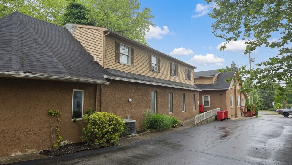 2792 Egypt Rd, Audubon, PA for lease - Building Photo - Image 2 of 32