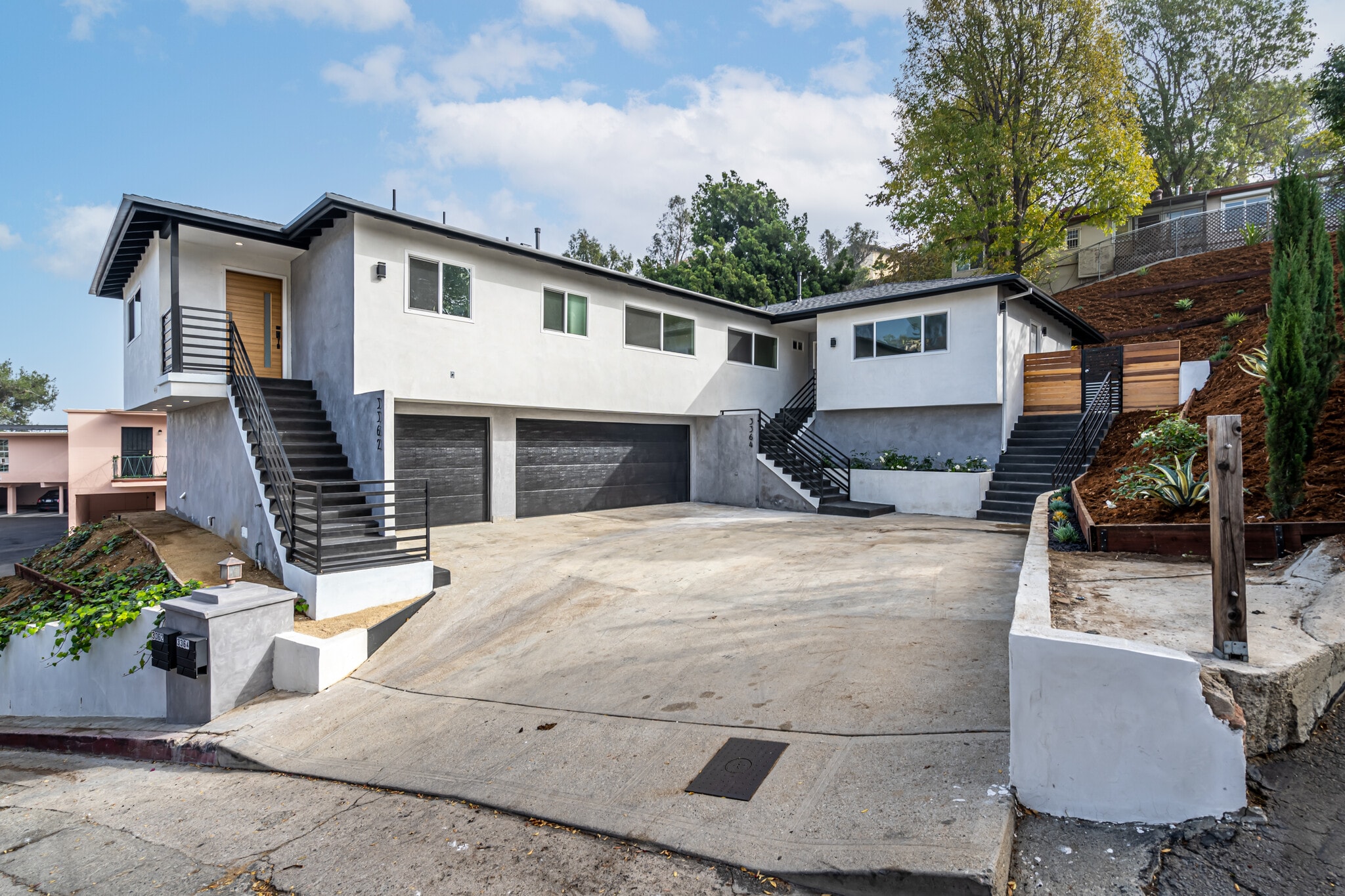 3362 Bellota Way, Los Angeles, CA for sale Primary Photo- Image 1 of 52