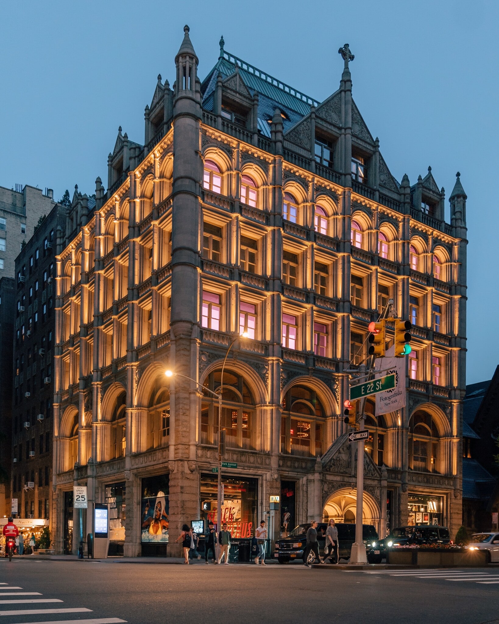 281 Park Ave S, New York, NY for lease Primary Photo- Image 1 of 15