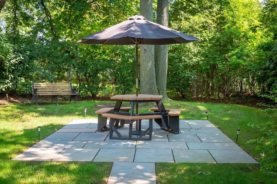 14 Walden Pl, Montclair, NJ for sale - Building Photo - Image 2 of 22