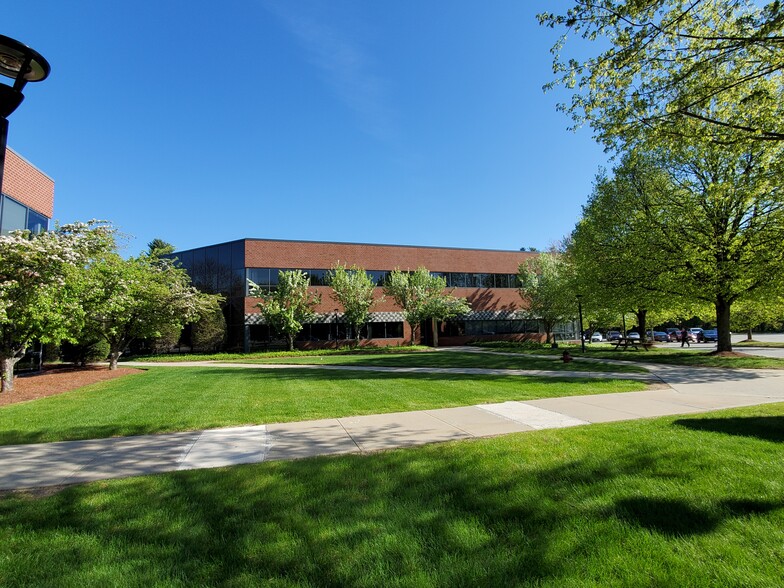 85 Rangeway Rd, Billerica, MA à louer - Photo du bâtiment - Image 1 de 4