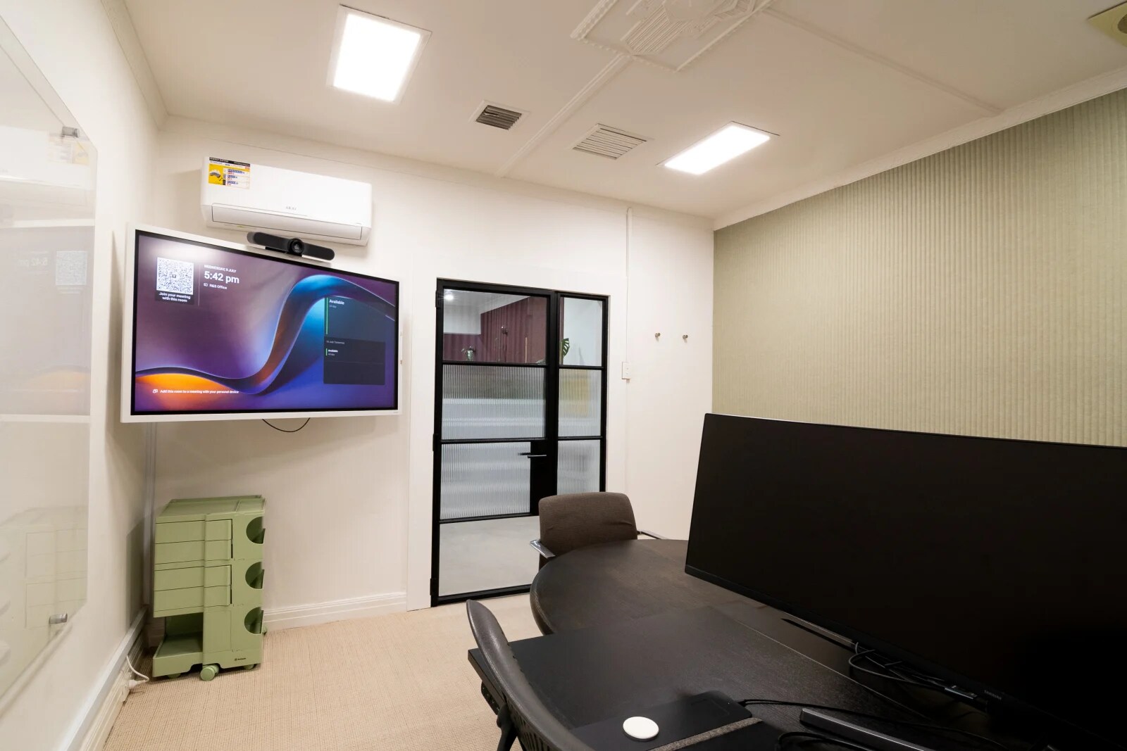 381 Malvern Rd, South Yarra for lease Interior Photo- Image 1 of 2