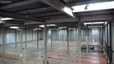 Industriel dans Herblay-sur-Seine à louer Photo du bâtiment- Image 1 de 16