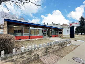 Plus de détails pour 805 N Main St, Oshkosh, WI - Bureau à vendre