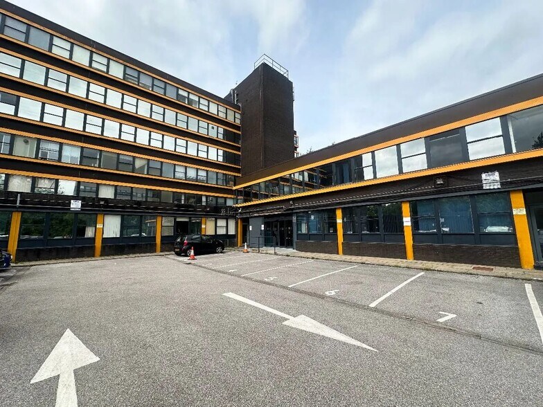 Southway, Skelmersdale à louer - Photo du bâtiment - Image 2 de 4