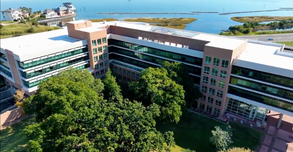 1 Energy Pl, Pensacola, FL à louer - Aérien - Image 3 de 82