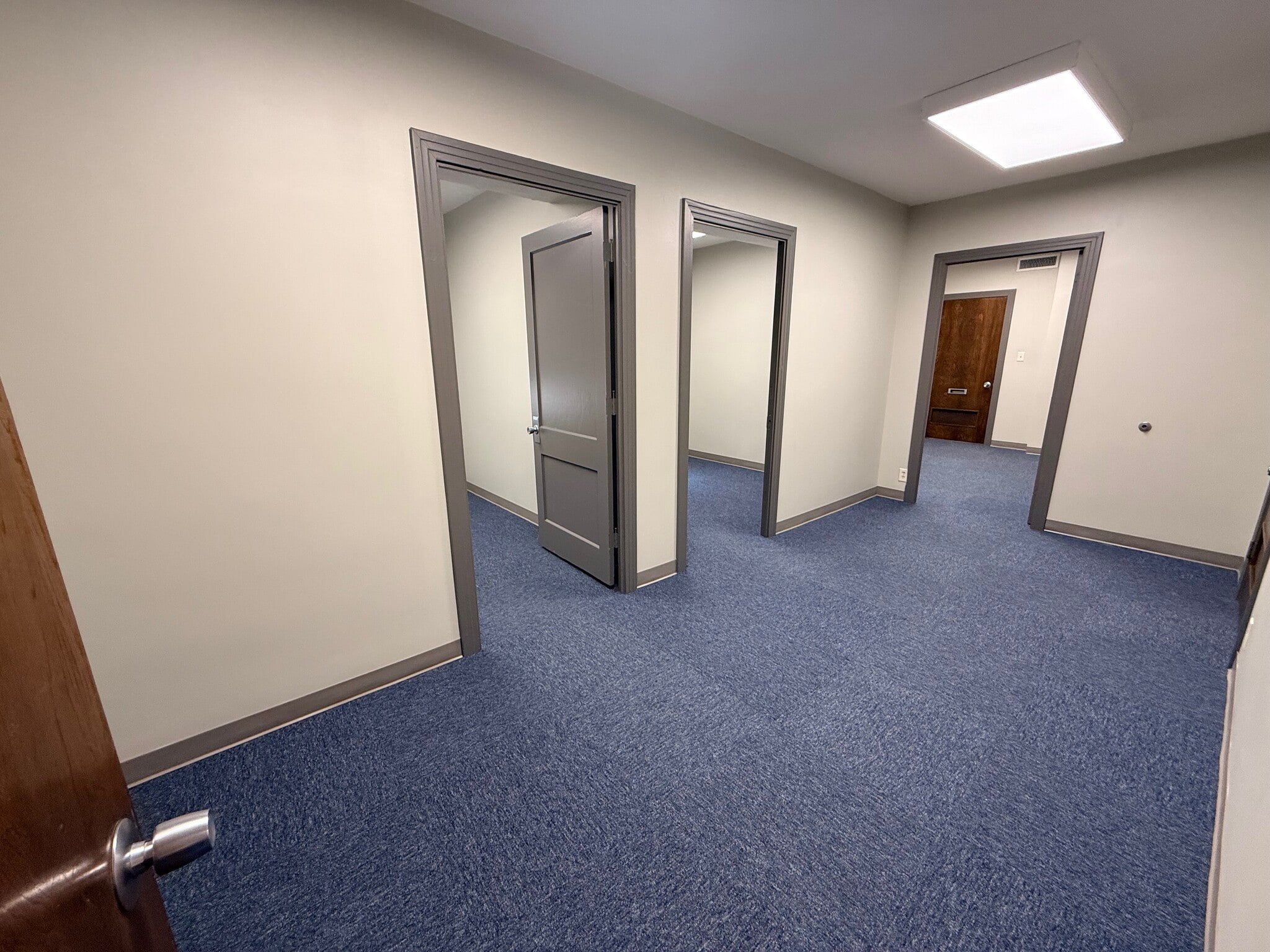 121 S Broadway Ave, Tyler, TX for lease Interior Photo- Image 1 of 5