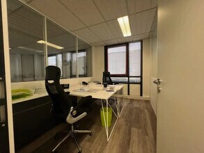 Bureau dans Roissy-en-France à vendre Photo intérieure- Image 2 de 5