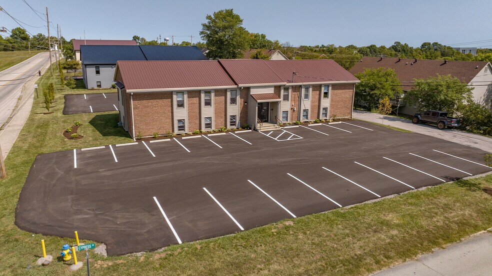 190 Kings Daughters Dr, Frankfort, KY à vendre - Photo du bâtiment - Image 1 de 7