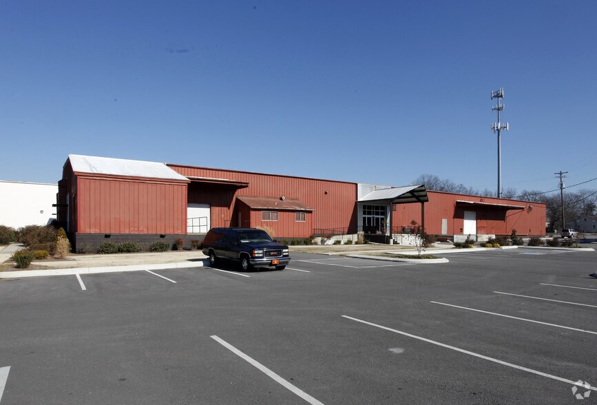 300 N Maple St, Lebanon, TN à vendre - Photo du bâtiment - Image 2 de 4