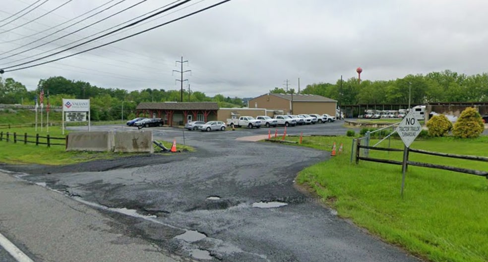 1975 Pa-309, Allentown, PA for sale - Building Photo - Image 2 of 5