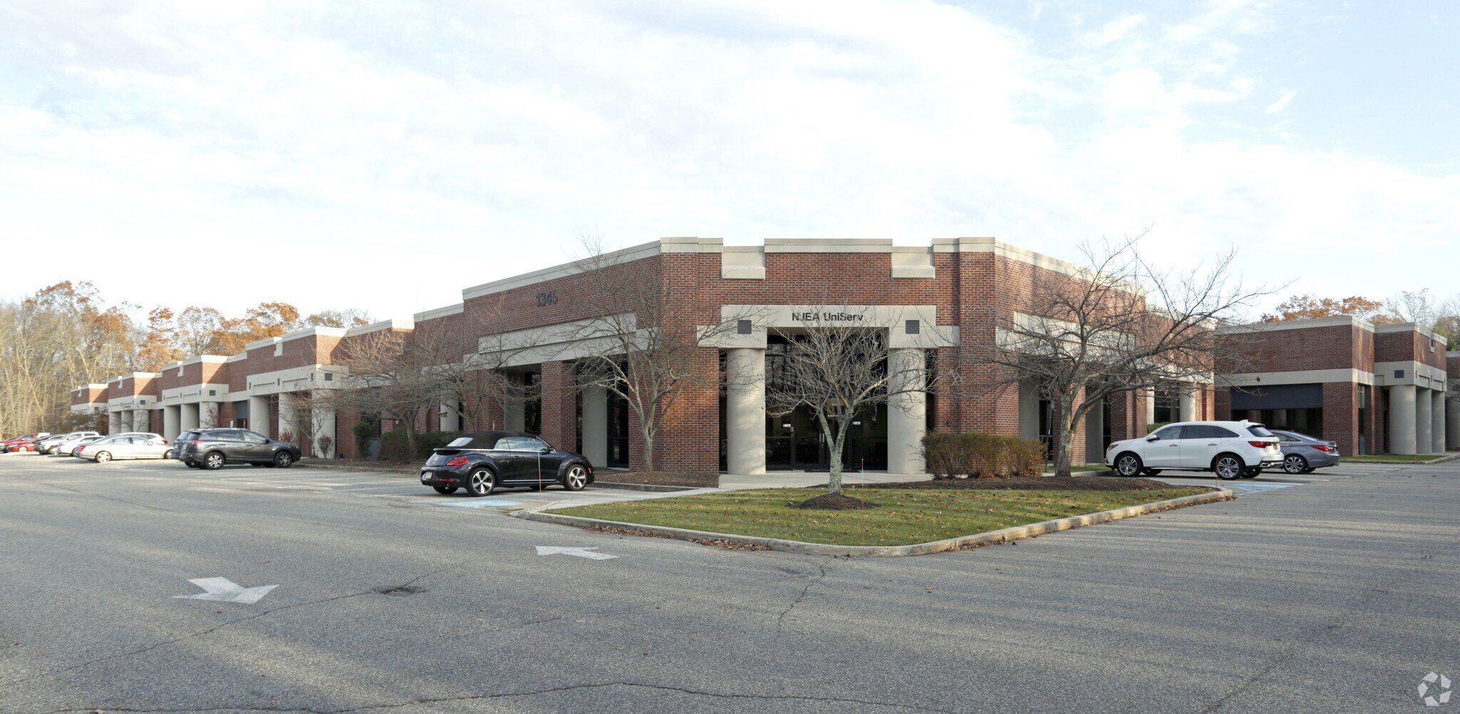 1345 Campus Pky, Wall Township, NJ à louer Photo principale- Image 1 de 4