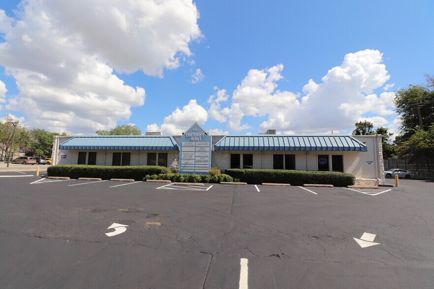 5401 S Sheridan Rd, Tulsa, OK à louer - Photo du bâtiment - Image 2 de 9