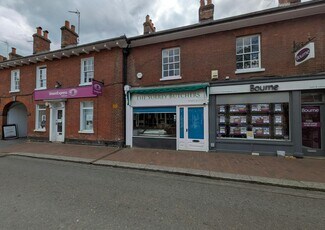 Plus de détails pour 39 High St, Godalming - Commerce de détail à louer